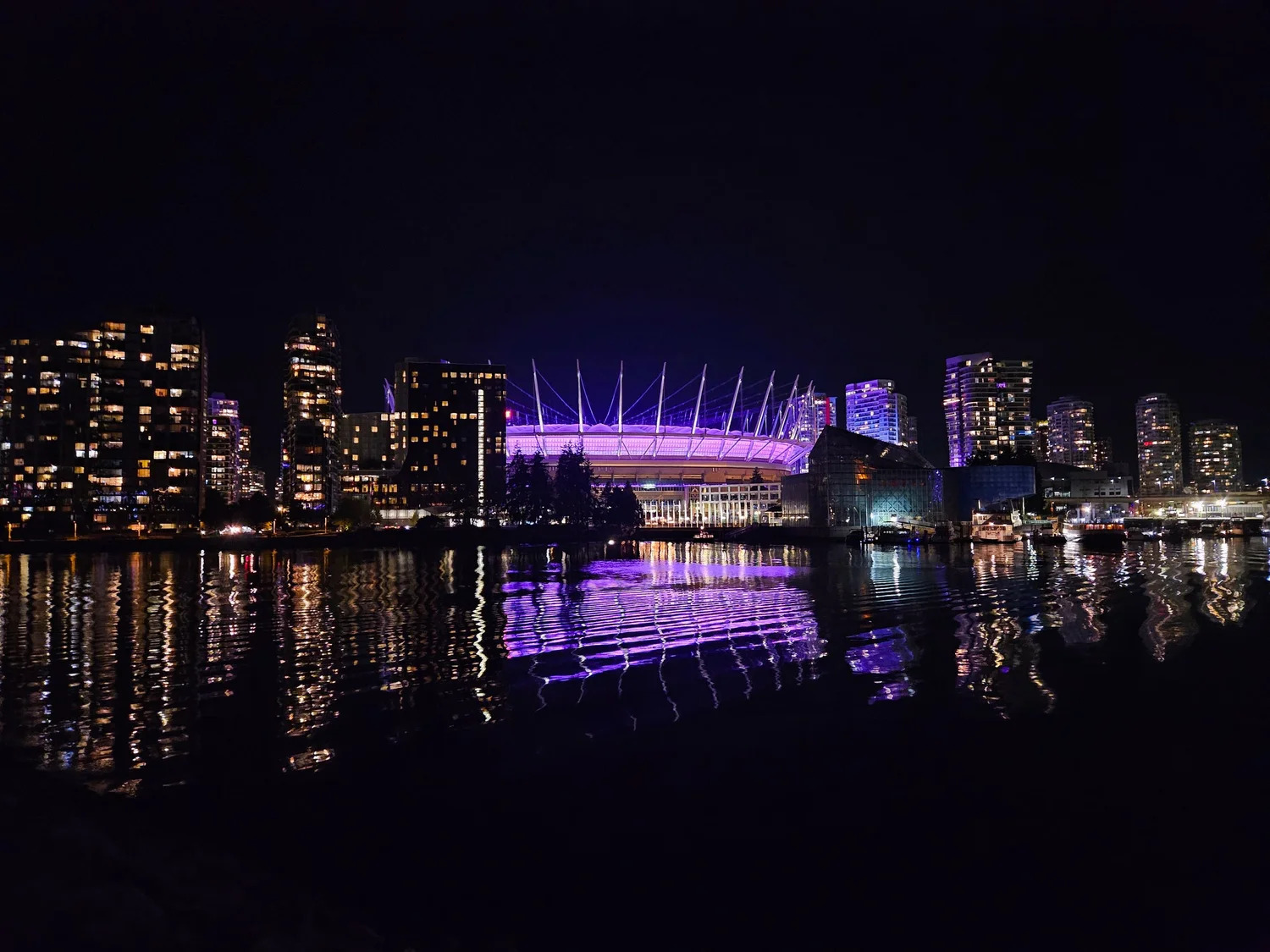 BC Place illuminated for World Sepsis Day